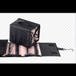 NEW 💋 Mary Kay Travel Roll Up Bag 💄