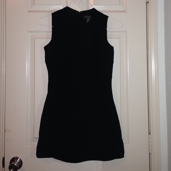 Black Banana Republic dress