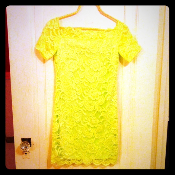 NWOT Sexy Neon Green Lace Dress