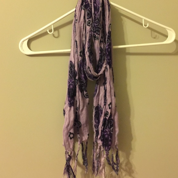 All purple tasseled scarf