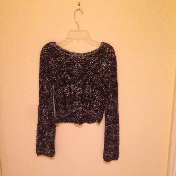 black and white cropped sweater