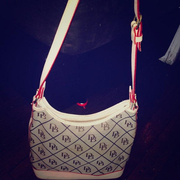 Dooney&Bourke lounge handbag has coffee stain