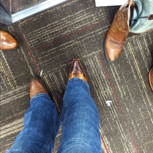 Meet the Seller/Buyer ⭐️Jennifer - Picture 4 of 4