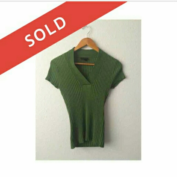 STILL AVAILABLE DARK GREEN STRETCHY TOP - Picture 1 of 3