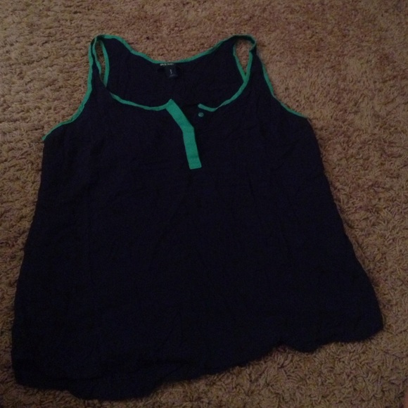 Tank top shirt