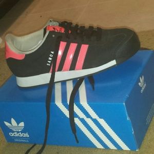 Adidas Samoa