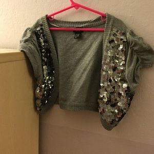 H&M sequined short top so cute with any top