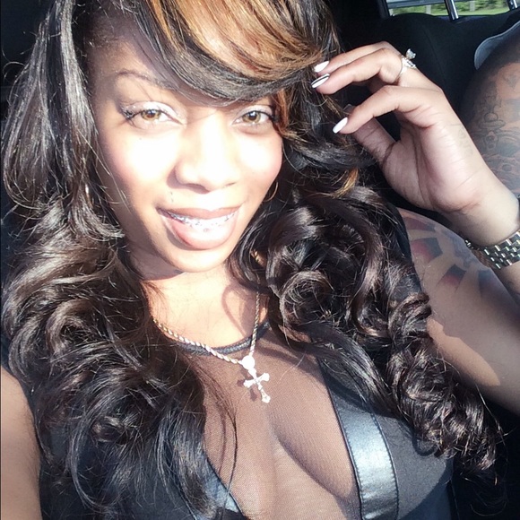 👑Meet your posher!👑 - Picture 4 of 4