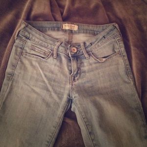 Bullhead black blue skinny jeans