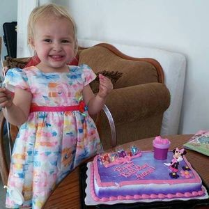 Meet your Posher, Debi