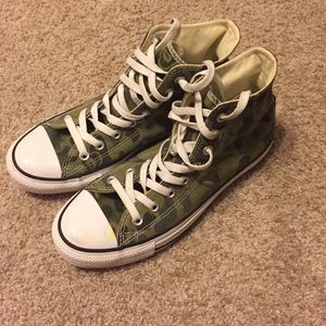 Camo high top converse
