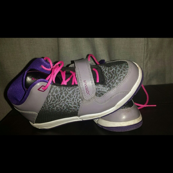 LNC Jordans (girls 2Y)