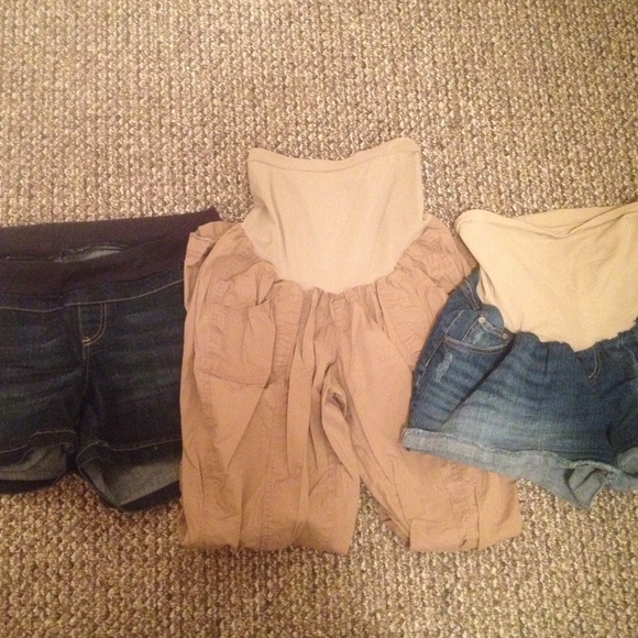 Maternity Bottoms Lot