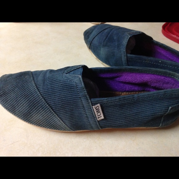 Navy/Green Toms
