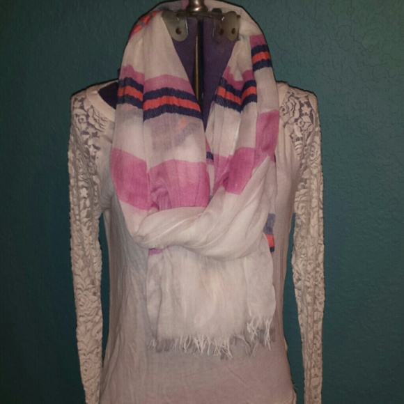 Scarf - Picture 1 of 1