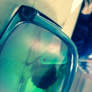 Meet your Posher, Haniff