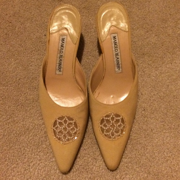 Manolo Blahnik Tan Kitten Heels With Beaded Detail