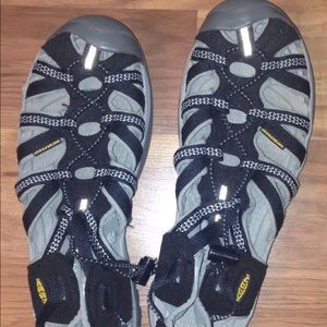 **SOLD** Keen Waterproof Sandals