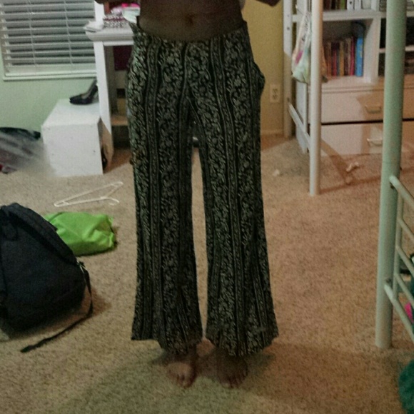 Patterned Flare Pants - Picture 2 of 4