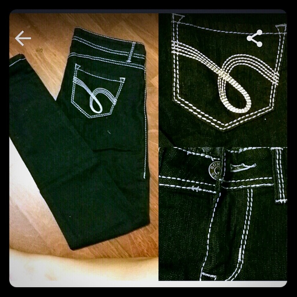 Dark denim skinny jeans like new
