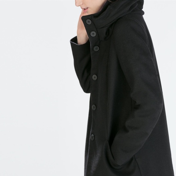 SOLD. Black coat - Picture 4 of 4