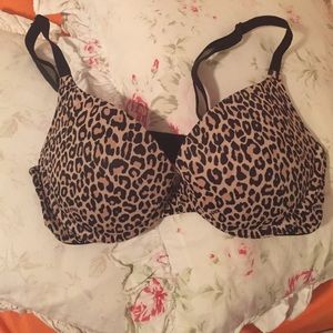 VICTORIAS SECRET bra