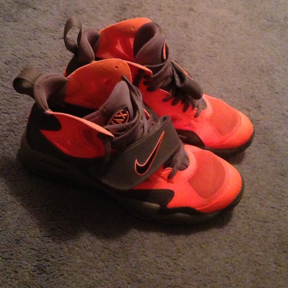 Nike Air Max Express - Picture 2 of 4