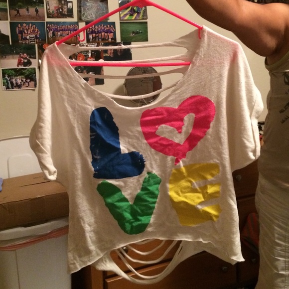 rippeled LOVE neon shirt
