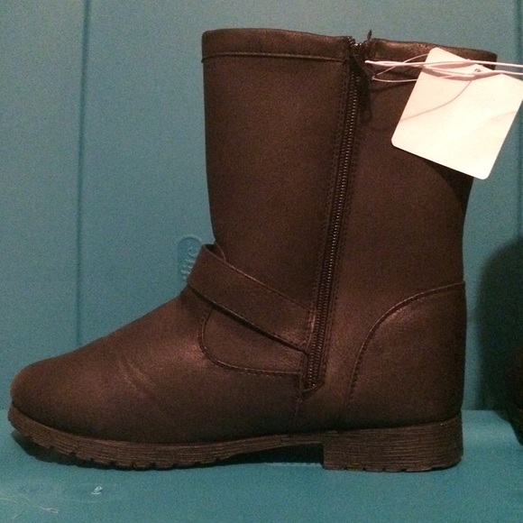 🌹BLACK BUCKLED ROCKER BOOTS🌹 NWT - Picture 2 of 4