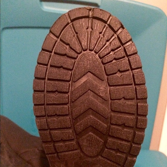 🌹BLACK BUCKLED ROCKER BOOTS🌹 NWT - Picture 3 of 4