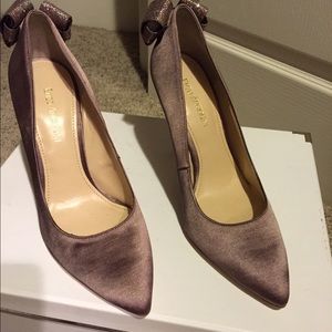 Satin Enzo Anciolini heels