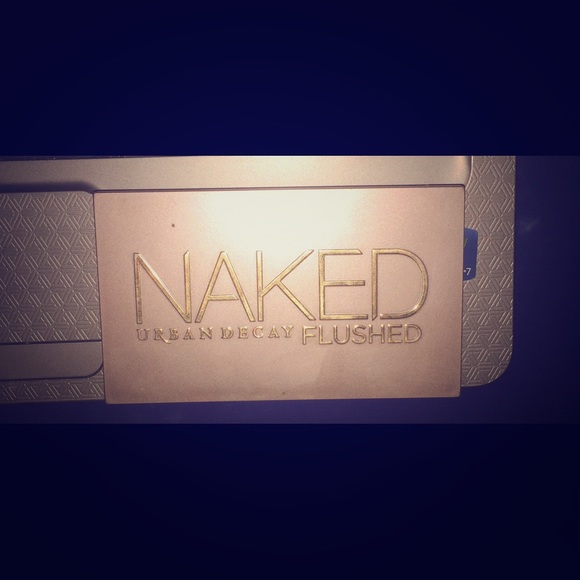 Naked / Urban decay / Flushed