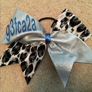 Cheer athletics "g3fca2a" bow