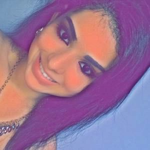 Meet your Posher, Sarahi