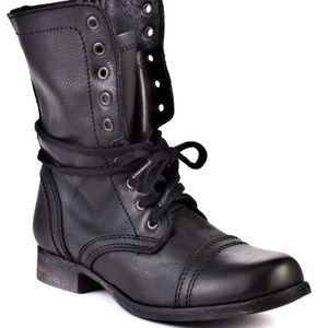 Steve Madden black combat boot