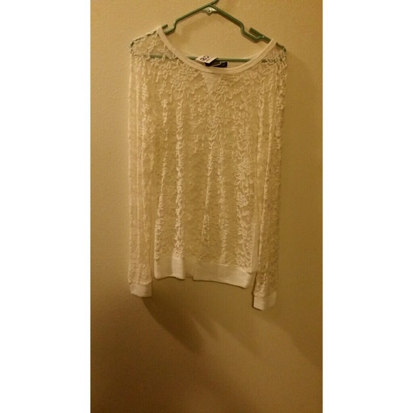 Lace long sleeve