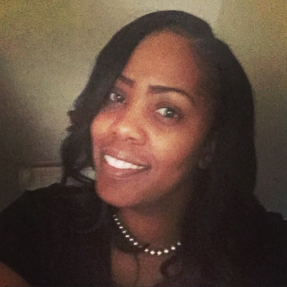 Meet Your Posher!!! - Picture 4 of 4