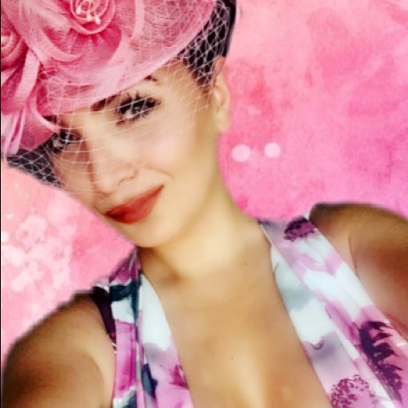 ᴹᴱᴱᵀ ᵀᴴᴱ ᴾᴼˢᴴᴱᴿ! - Picture 2 of 2