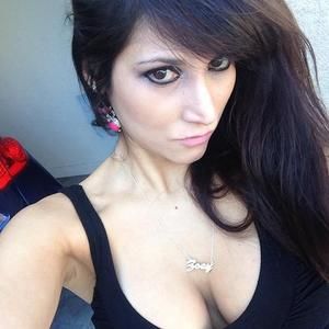 Meet your Posher, Alisha