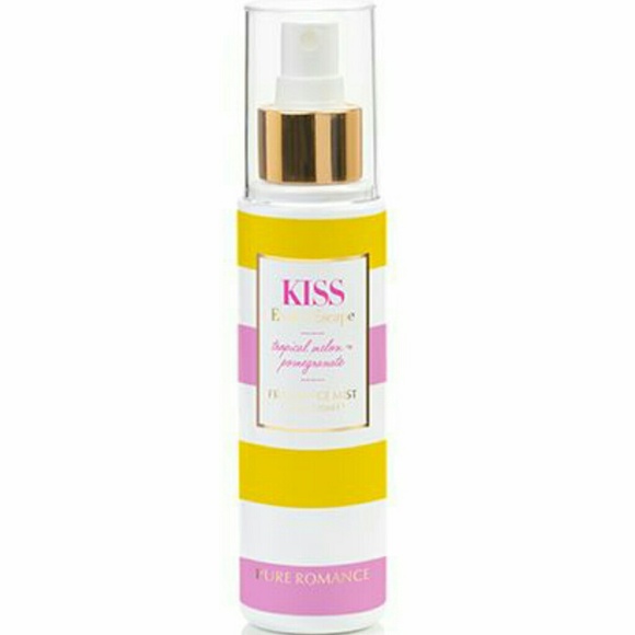 Kiss Body Spray in Exotic Escape