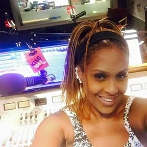 Meet your Posher, Denise