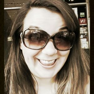 Meet your Posher, Stacy