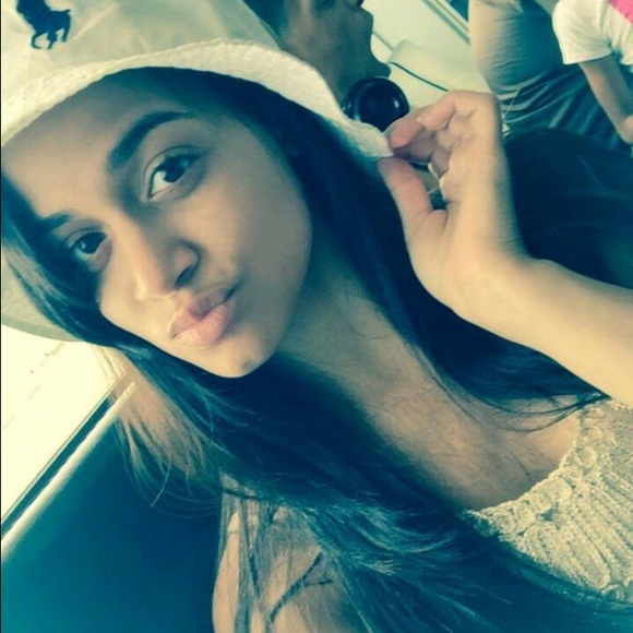 MEET YOURS POSHER - Picture 2 of 4