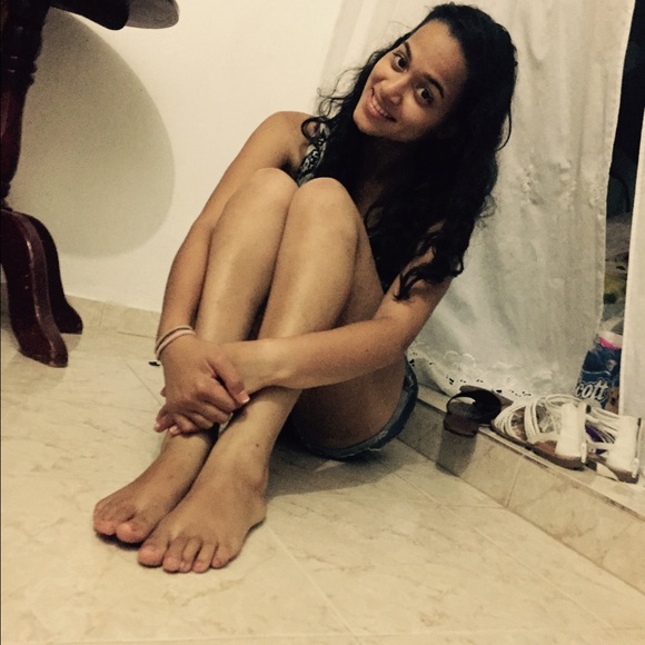 MEET YOURS POSHER - Picture 3 of 4