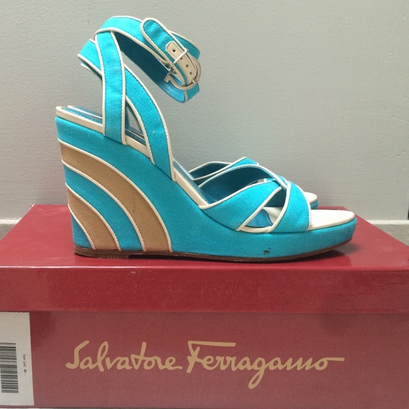 Salvatore Ferragamo alerja wedges size 8.5