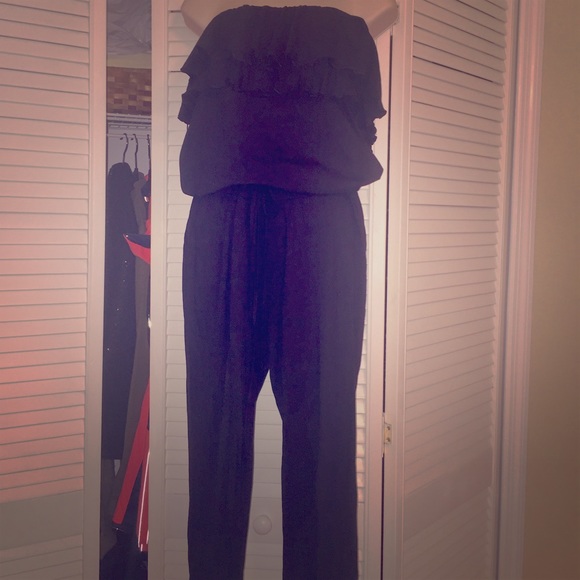 Express Pants - Crop black strapless Jumpsuit size M
