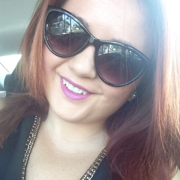 Meet your Posher, Steph