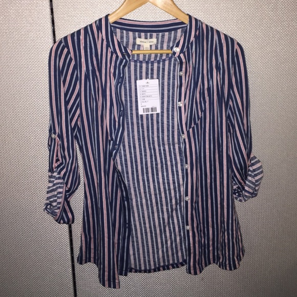 Silence and Noise long sleeve shirt. New with Tag!