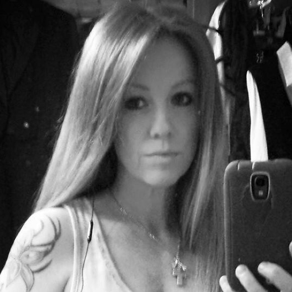 Meet your Posher, Michelle - Picture 2 of 4