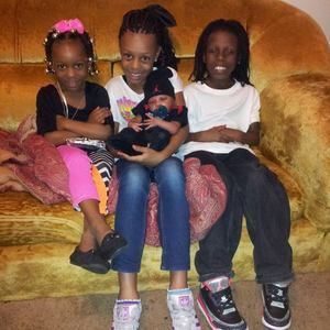 Meet your Posher, Shawntella